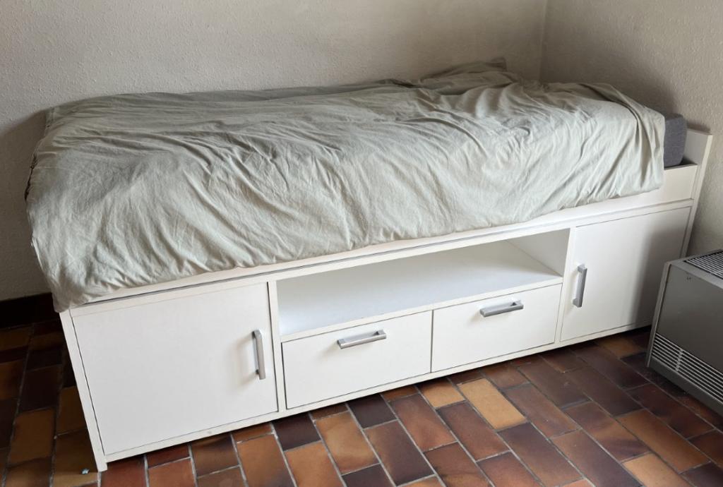 Enkel bed + nachttafeltje, Ophalen, Eenpersoons, Wit, 200 cm