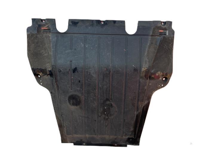 Plaque de protection moteur d'un Renault Clio, Renault, -, 3 mois de garantie, Utilisé