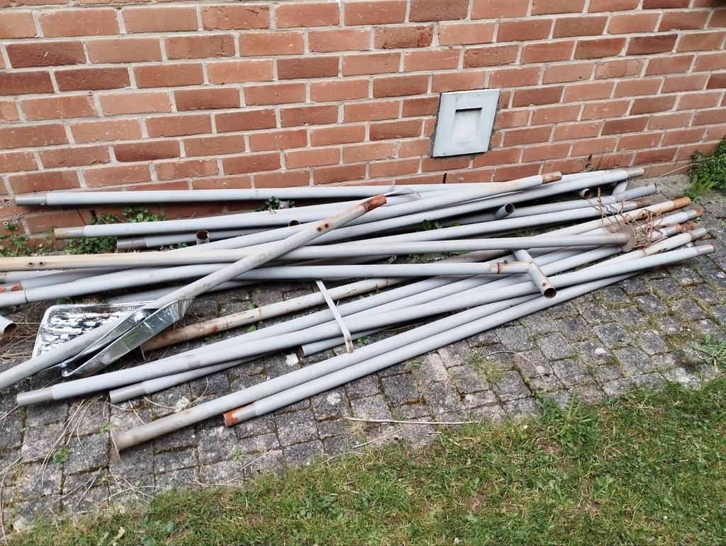 Ferraille à donner, Bricolage & Construction, Métaux, Enlèvement