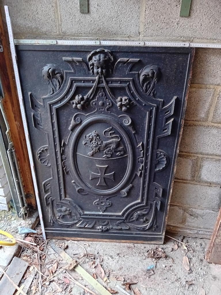 plaque en fonte, Enlèvement, Utilisé, Cheminée au bois