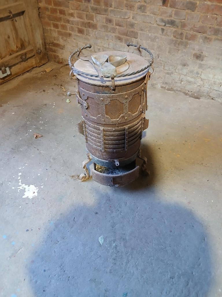 Oude kachel, Enlèvement