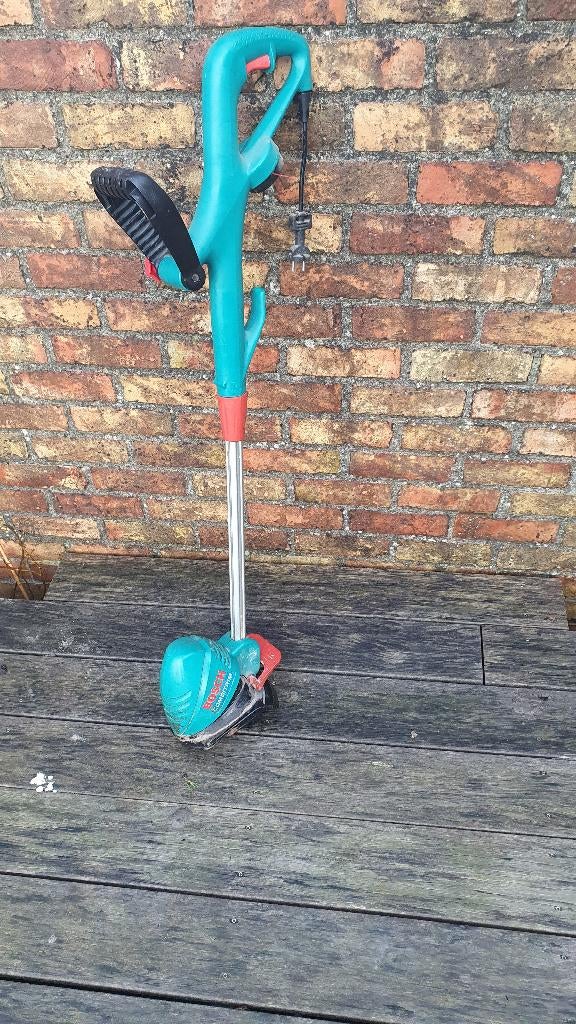 Bosh Bosmaaier trimmer elektrisch grastrimmer, Jardin & Terrasse, Débroussailleuses, Électrique, Comme neuf, 30 à 50 cm, Enlèvement