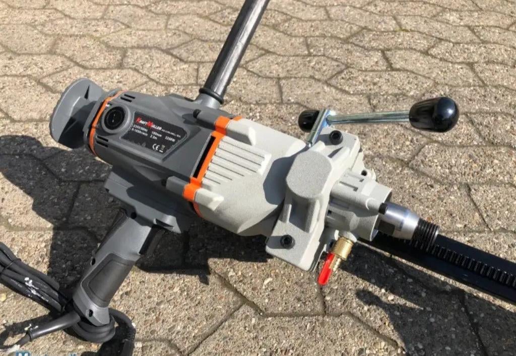 Nieuwe professionele diamantboor 2200watt met statief, Ophalen of Verzenden