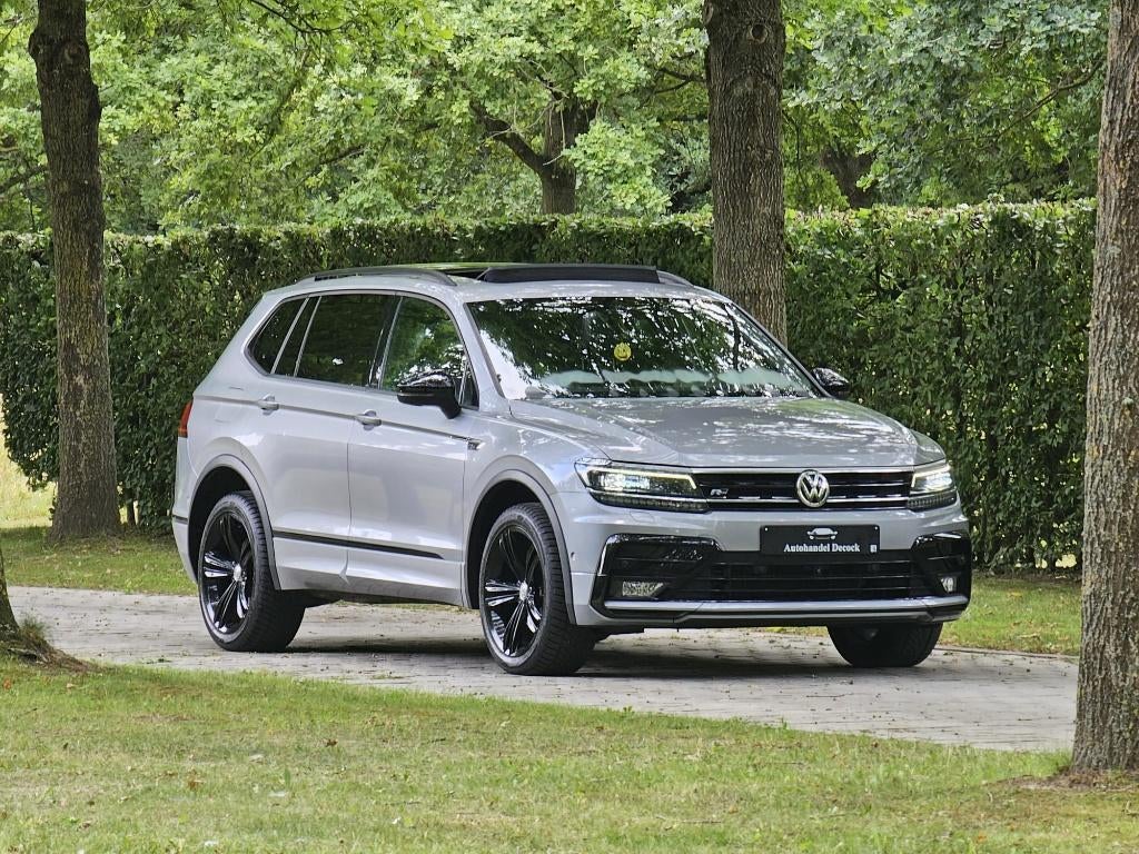 Volkswagen tiguan 1.5TSI R line| 7 ZITPLAATSEN | FULL OPTION, Auto's, 7 zetels, Leder, Bedrijf, 5 deurs