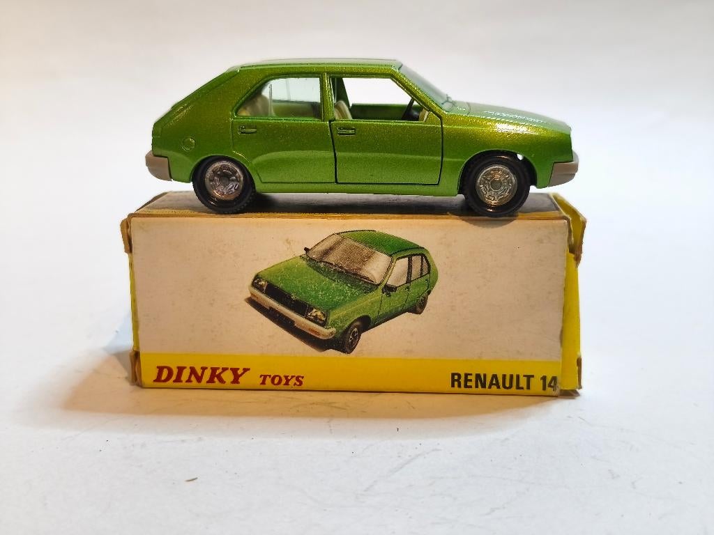 DINKY TOYS SPANJE RENAULT 14 REF 11450, Ophalen of Verzenden, Zo goed als nieuw, Auto, Dinky Toys