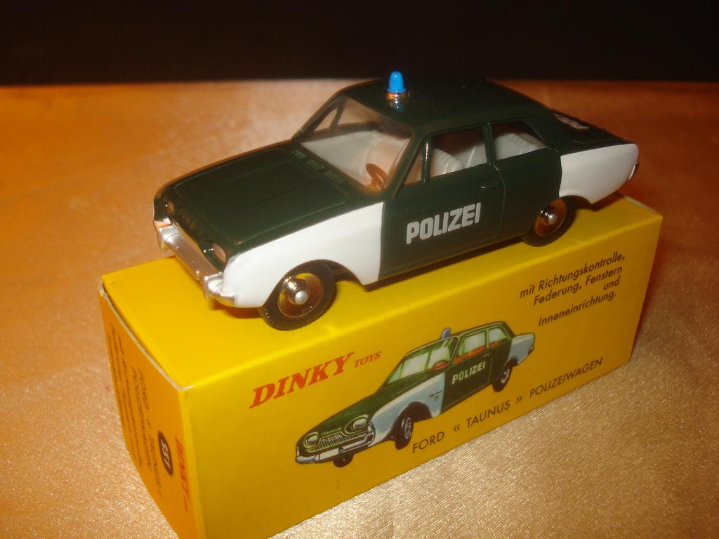 DINKY TOYS Ford Taunus "Police" Réédition + Boîte, Enlèvement ou Envoi, Neuf, Voiture, Dinky Toys