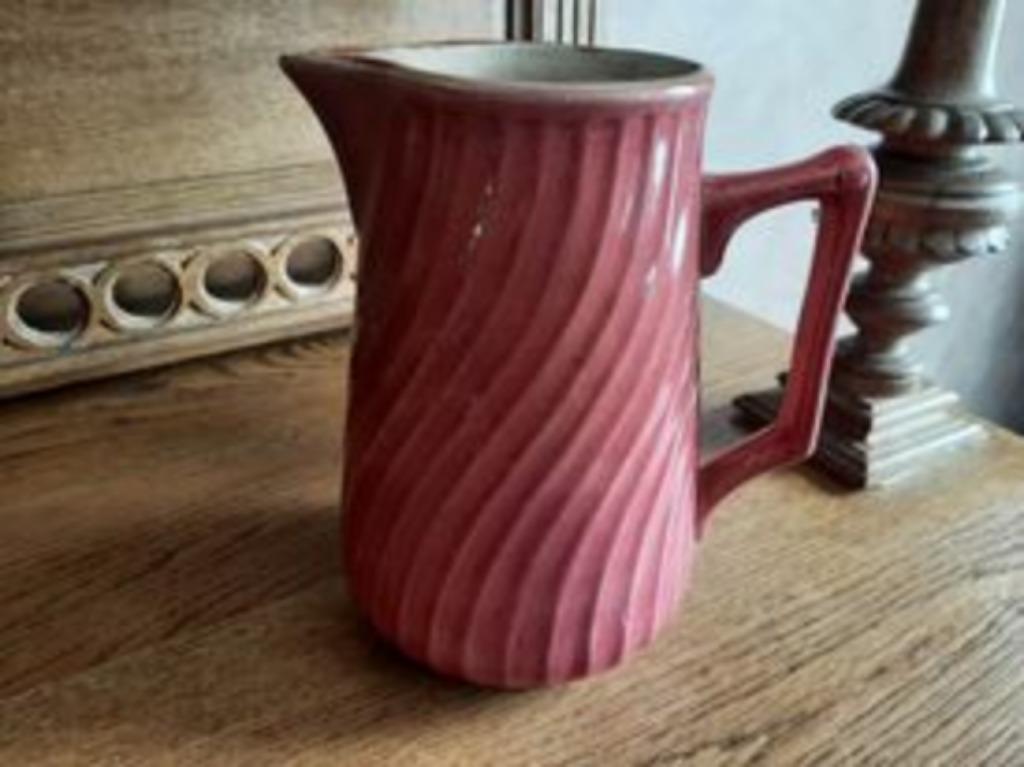 Cruche à lait "vieux-rose" vintage, Antiquités & Art, Enlèvement ou Envoi