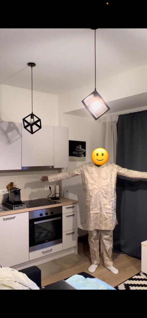 Boubou traditionnel classe en Getzner, Maison & Meubles, Cuisine | Cuisines complètes, Enlèvement ou Envoi, Comme neuf, Autres couleurs