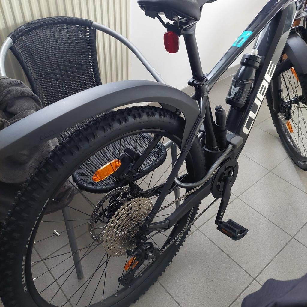 Superbe VTT CUBE : REACTION HYBRID RACE TOTALEMENT NEUF👍💪, Vélos & Vélomoteurs, Enlèvement, Comme neuf