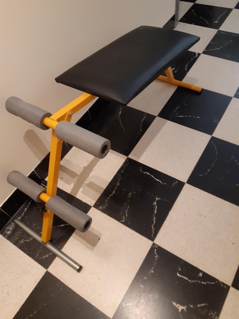 Fitnessbank buikspieren, Sport en Fitness, Ophalen, Zo goed als nieuw, Fitnessbank