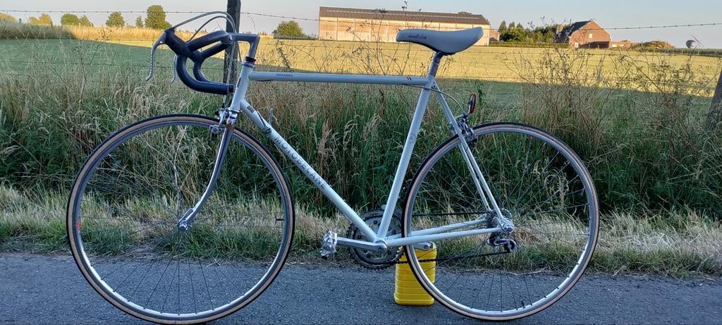 Motobecane koersfiets, Enlèvement