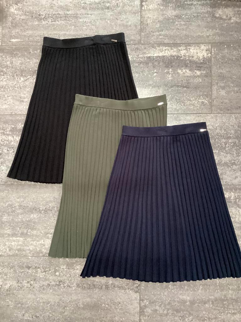 Jupes Vila Joy 3 couleurs, Vêtements | Femmes, Taille 38/40 (M), Enlèvement ou Envoi, Autres couleurs, Comme neuf