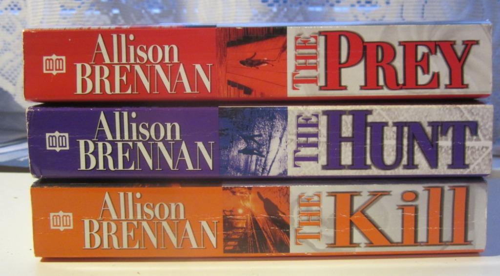 thrillers,detectives, 3 x A. BRENNAN trilogie samen! engels, Boeken, Ophalen of Verzenden, Zo goed als nieuw