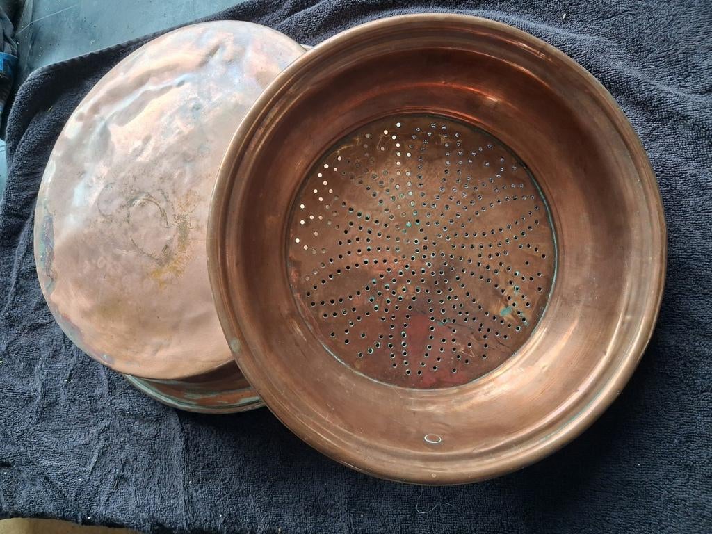 Koperen schaal en vergiet, zeef., Antiek en Kunst, Ophalen of Verzenden