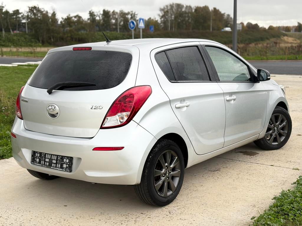 Hyundai I20 1.2i JANTES-AIRCO-TOIT OUVRANT-GARANTIE, Achat, Garantie prolongée, Boîte manuelle, Entretenue par le concessionnaire