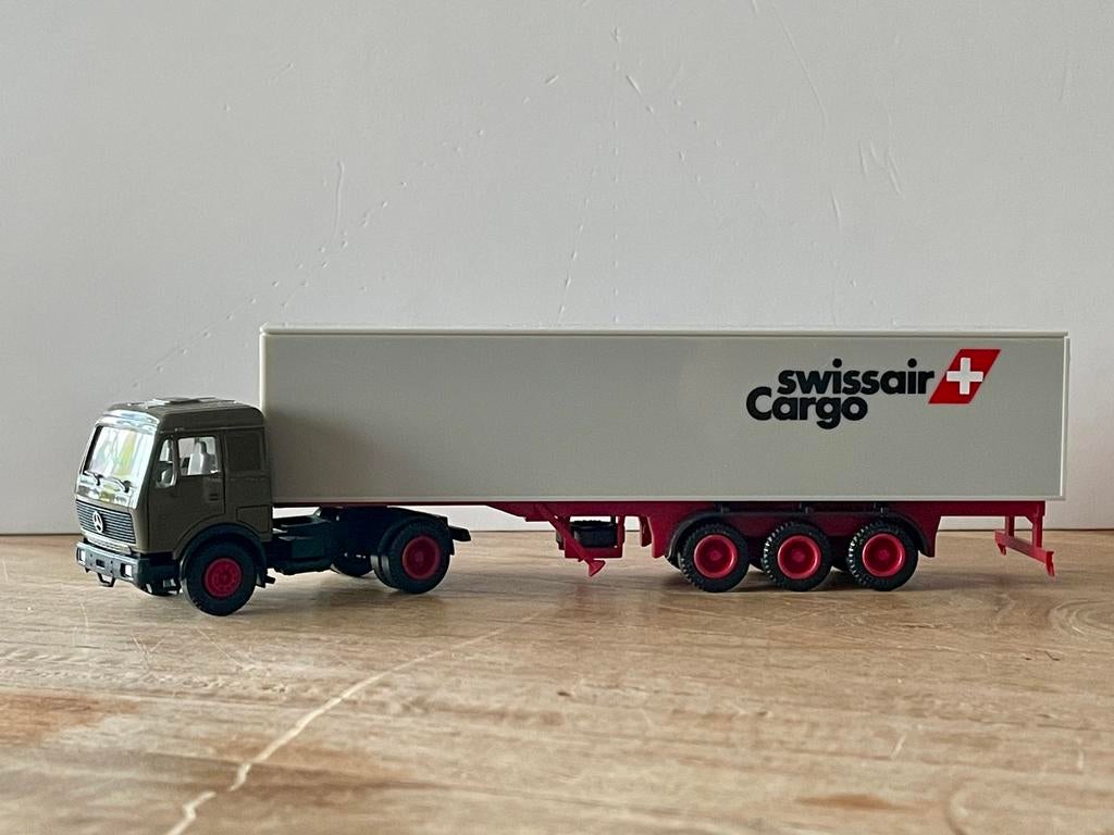 Herpa MB NG Swissair Cargo 1:87, Ophalen of Verzenden, Zo goed als nieuw, Bus of Vrachtwagen, Herpa