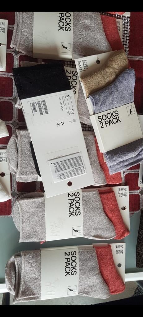 Des chaussettes et bas pour femme 5 euro le packet, Vêtements | Femmes, Enlèvement