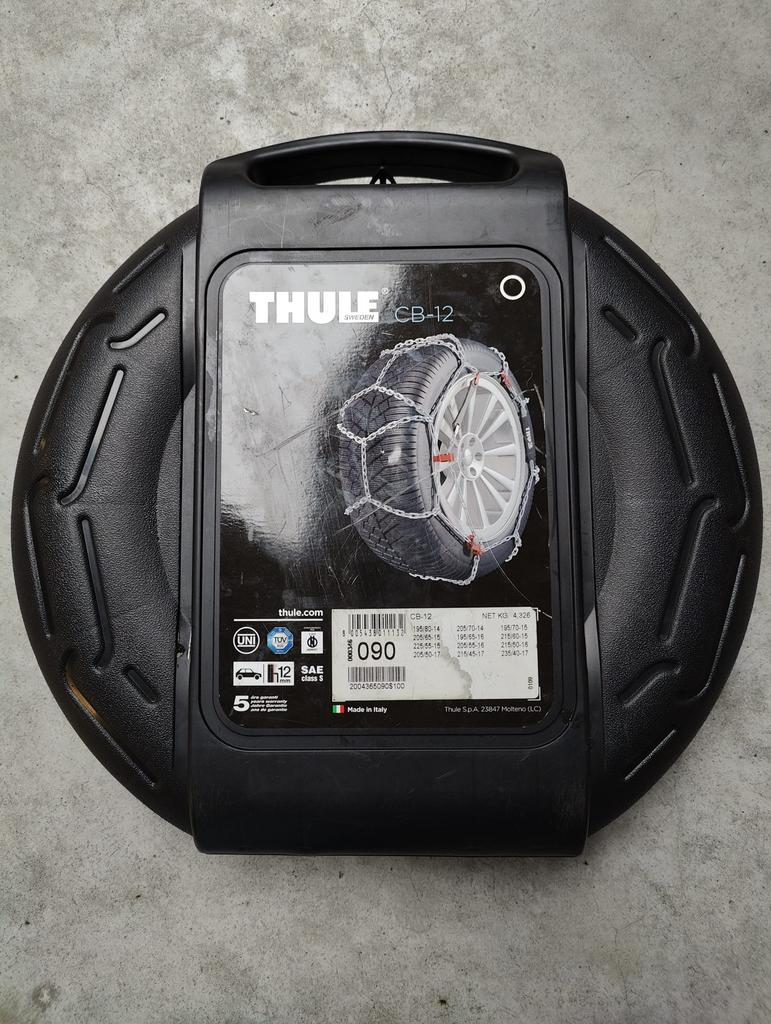 Thule CB12 Volvo v40  sneeuwkettingen te huur, Ophalen