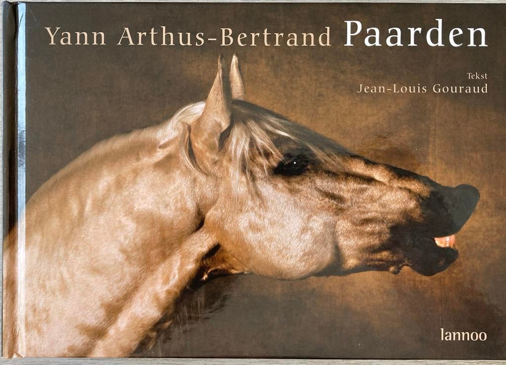 Y. Arthus-Bertrand - Paarden, Enlèvement ou Envoi, Y. Arthus-Bertrand