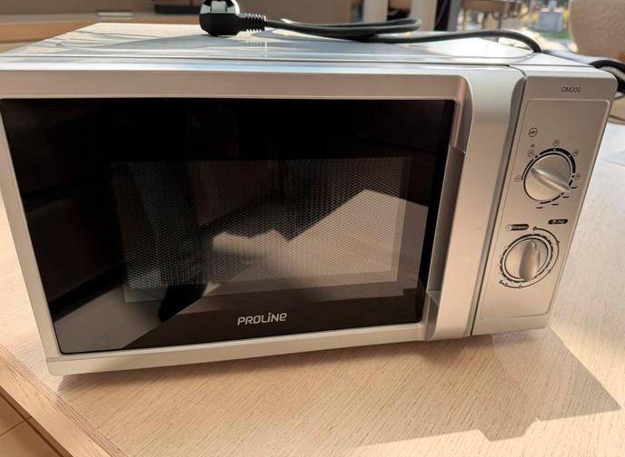 Microgolf en oven Proline, Elektronische apparatuur, Microgolfovens, Ophalen, Zo goed als nieuw, Oven, Draaiplateau