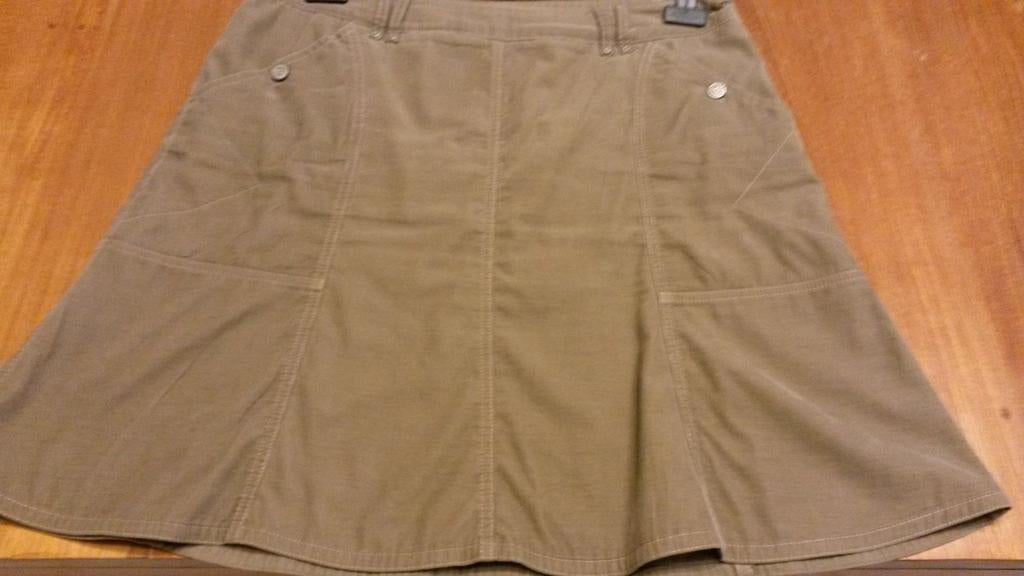 Volledig nieuw rokje, Kleding | Dames, Rokken, Ophalen, Bruin, Maat 42/44 (L), Nieuw