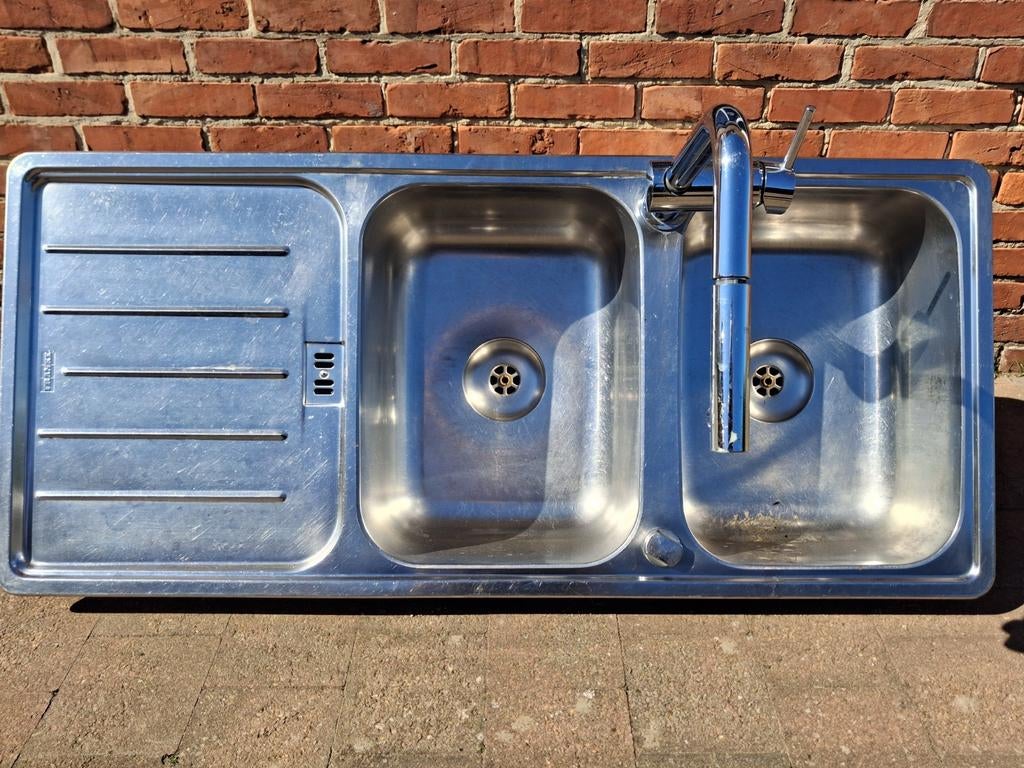 Zeer nette dubbele wasbak/spoelbak/lavabo in RVS, Doe-het-zelf en Bouw, Sanitair, Ophalen, Zo goed als nieuw, Inox, Wastafel