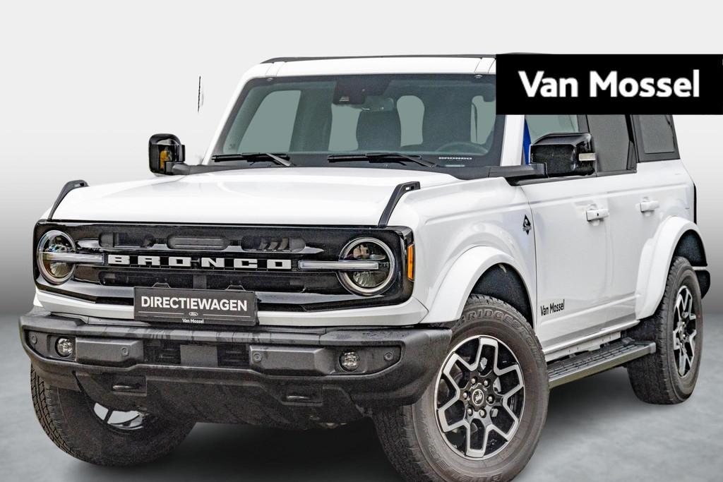 Ford Bronco 2.7i V6 - Outer Banks - STOCK - SALON ACTIE, Auto's, Automaat, Euro 6, Adaptive Cruise Control, Wit