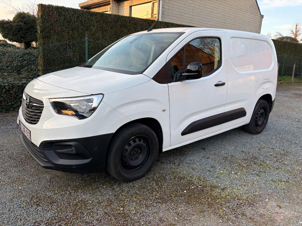 Opel Combo ‘22 1.2i 80k km Partner, rifter,Berlingo Tepee, Auto's, Voorwielaandrijving, Stof, Wit, 5 deurs