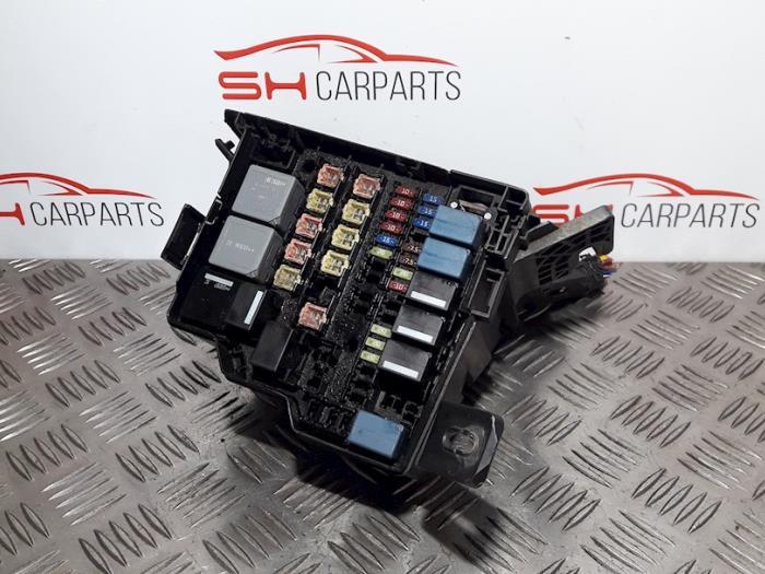 Boîte à fusibles d'un Ford Fiesta, -, -, -, Enlèvement ou Envoi