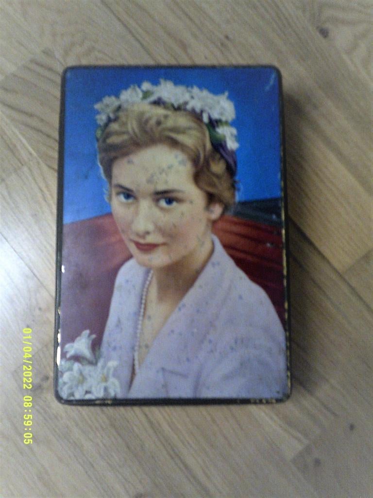 Vintage blikken doos Prinses Paola, Verzamelen, Koningshuis en Royalty, Gebruikt, Overige typen, Ophalen of Verzenden