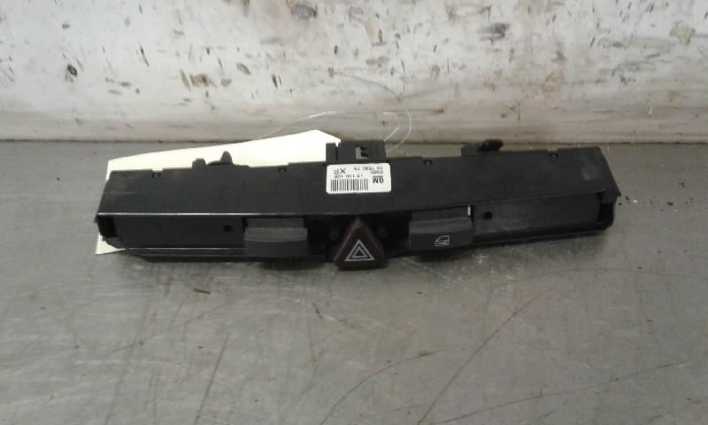 COMMUTATEUR DE FEUX DE DETRESSE Opel Astra H SW (L35), Utilisé, Opel