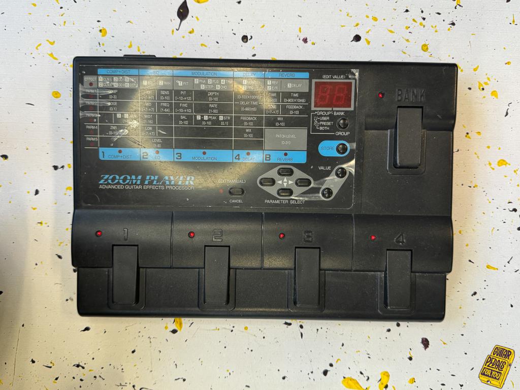 Processus avancé d'effets de guitare Zoom 2020 Player, Musique & Instruments, Effets, Utilisé, Chorus, Multi-effet, Enlèvement ou Envoi