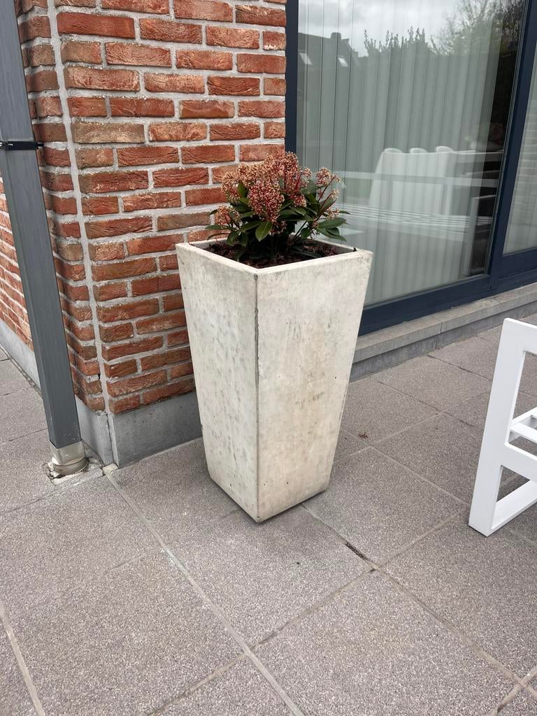 Betonnen bloembakken, Ophalen, Gebruikt, Beton