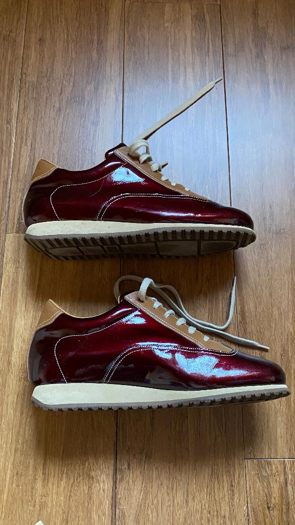 Santoni baskets ville/sport cuir verni 35,5 – Made in Italy, Vêtements | Femmes, Chaussures, Porté, Sneakers et Baskets, Rouge