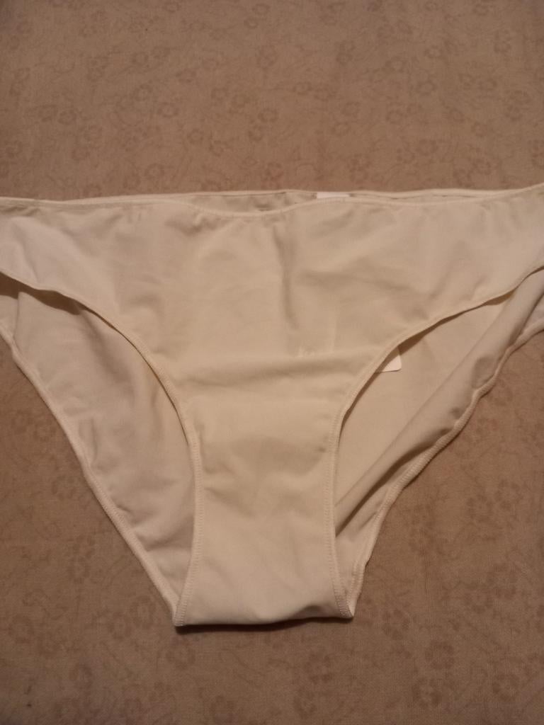 Slipje..teneziz, Ophalen of Verzenden, Slip