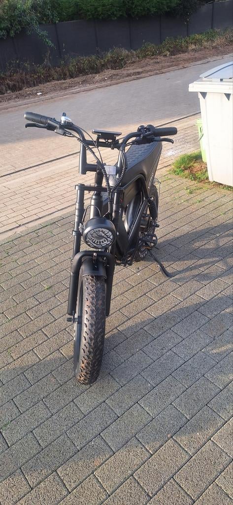 FATBIKE V8 PRO TE KOOP, Fietsen en Brommers, Minibikes, Midibikes en Pitbikes, Ophalen, Zo goed als nieuw