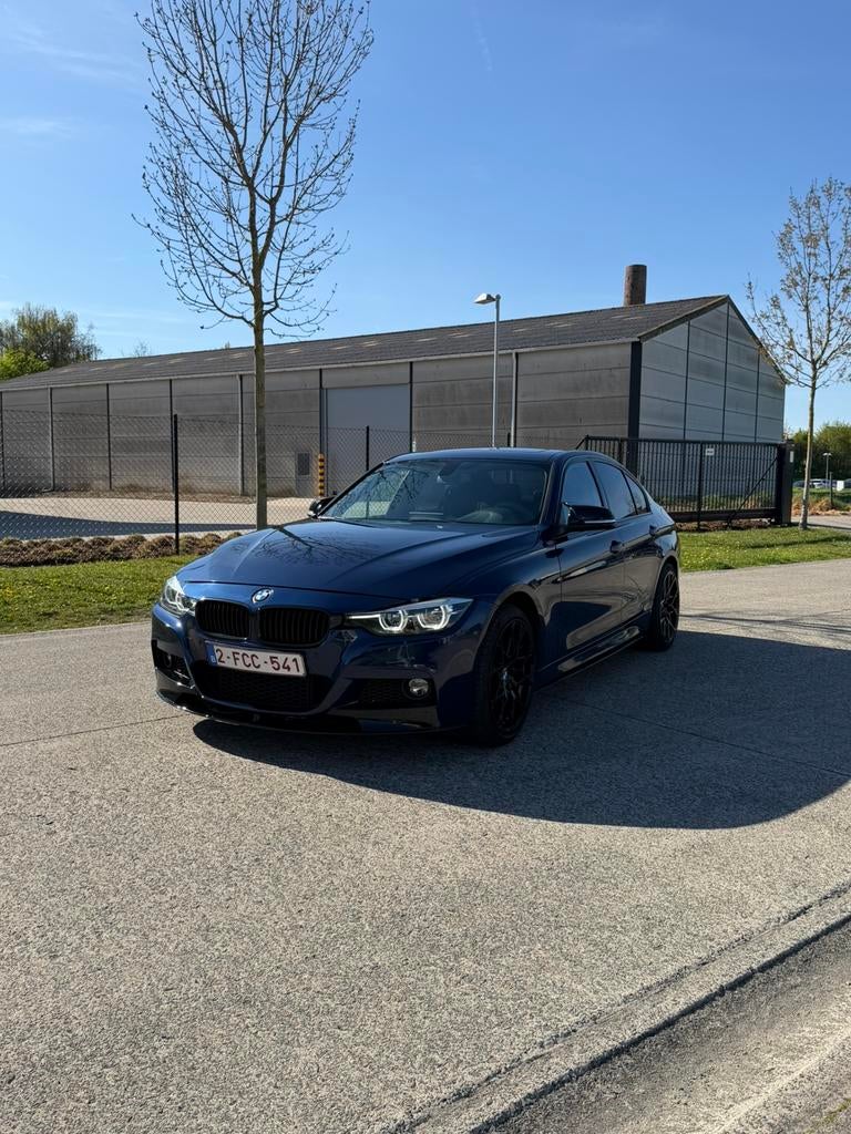 Bmw F30 330i xDrive 2017, Auto's, BMW, Automaat, 4 deurs, USB, 4 cilinders