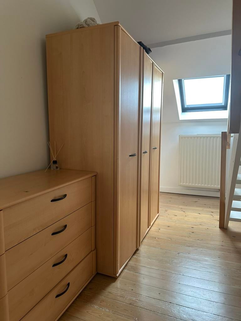 Kleerkasten, Ophalen