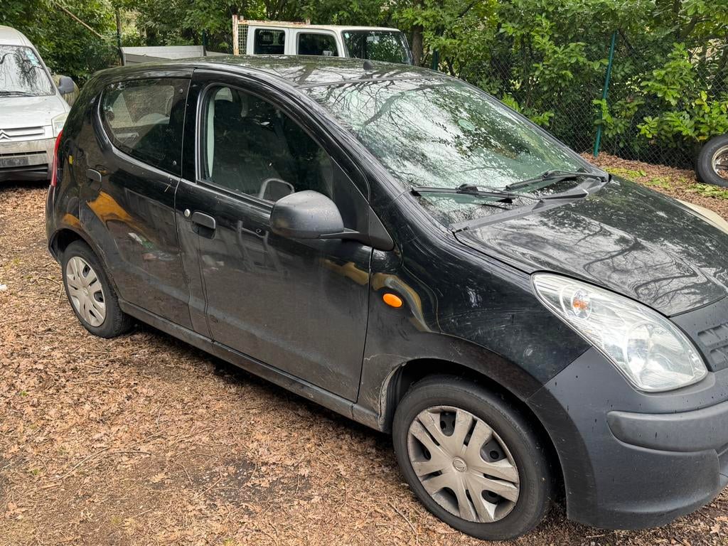 Nissan Pixo Euro 5 essence, Autos, Euro 5, Achat, Entreprise, 5 portes