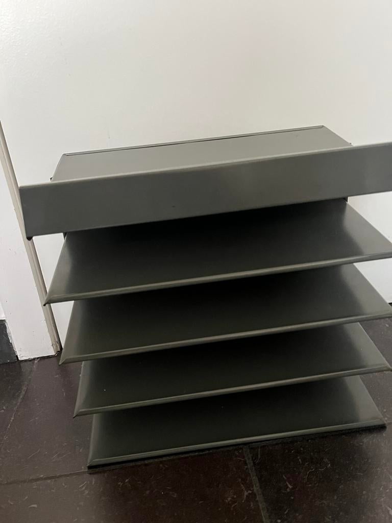 Metalen plank, Ophalen, Zo goed als nieuw