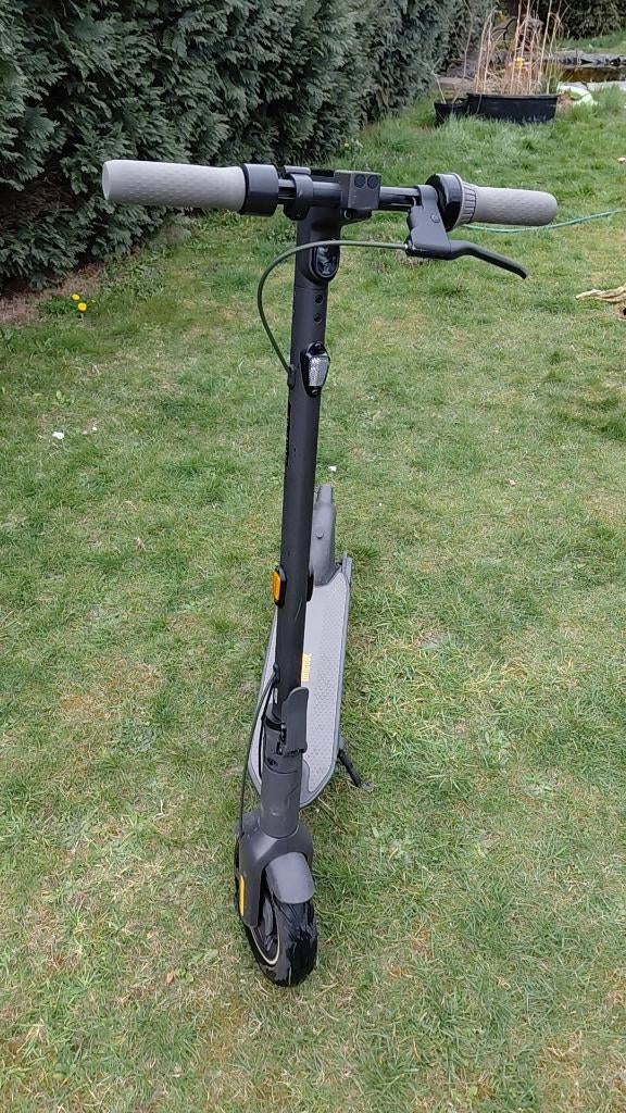 Ninebot g30 max, Fietsen en Brommers, Steps, Ophalen, Gebruikt, Elektrische step (E-scooter), Ninebot