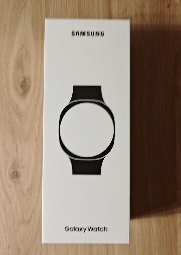 Montre connectée Samsung galaxy watch 8 bluetooth 44mm, Enlèvement, État, Neuf, Argent