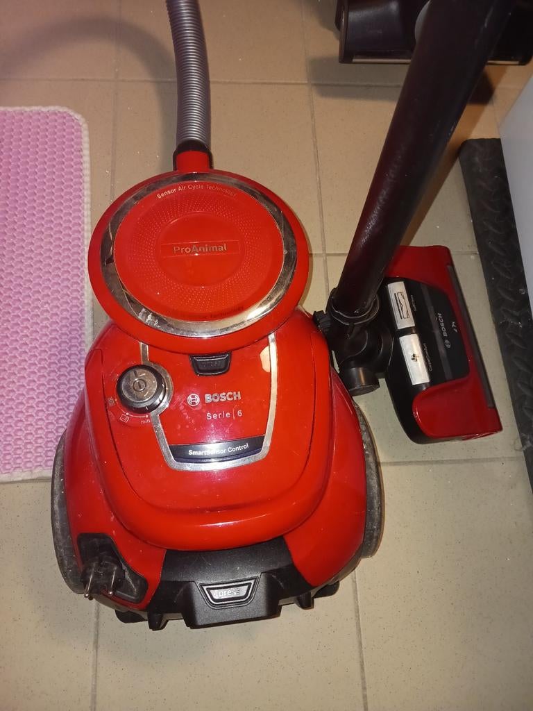 Sledestofzuiger bosch, Elektronische apparatuur, Ophalen