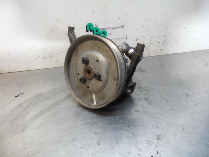Pompe direction assistée d'un Volkswagen Passat (Passat 96-, Volkswagen, -, 3 mois de garantie, Utilisé