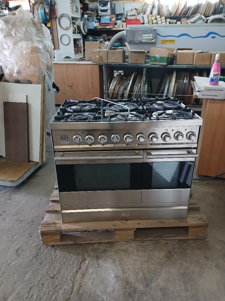 Fornuis, Elektronische apparatuur, Ophalen, Zo goed als nieuw