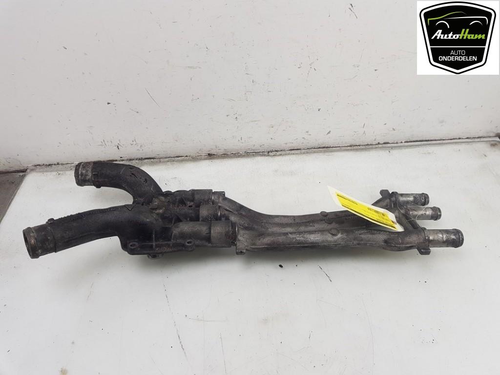 BOITIER THERMOSTAT Porsche (|94810605906|), Utilisé, Porsche