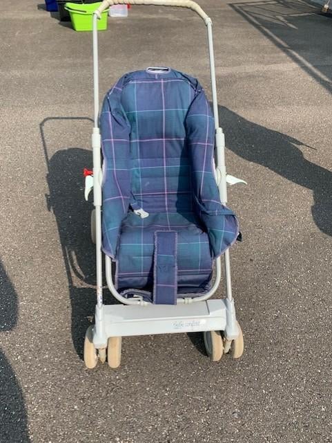 Poussette de marque BEBE CONFORT , Enfants & Bébés, Enlèvement, Utilisé, Poussette