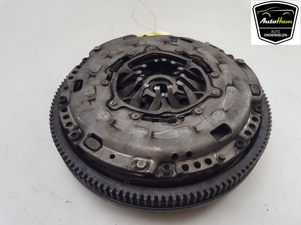 VOLANT MOTEUR BI-MASSE ABS Transporter T6 (|03L105266EB|), Utilisé, Volkswagen