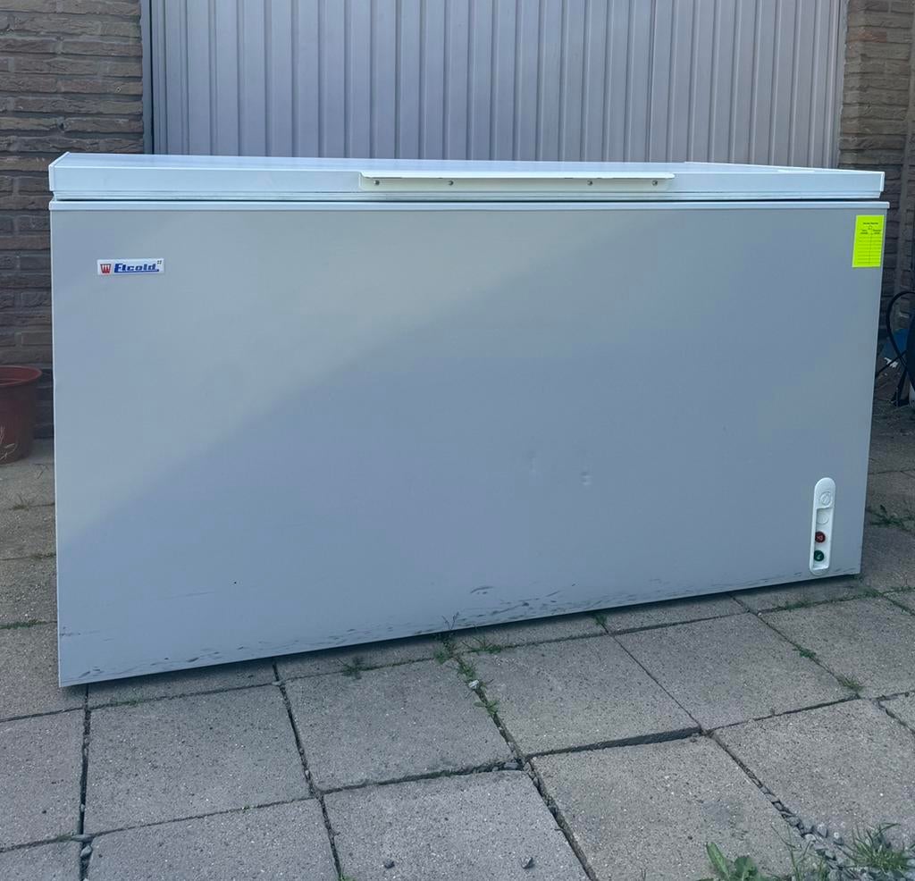 Elcold, Elektronische apparatuur, Vriezers en Diepvrieskisten, Ophalen, Vrieskist, 160 cm of meer, Zo goed als nieuw