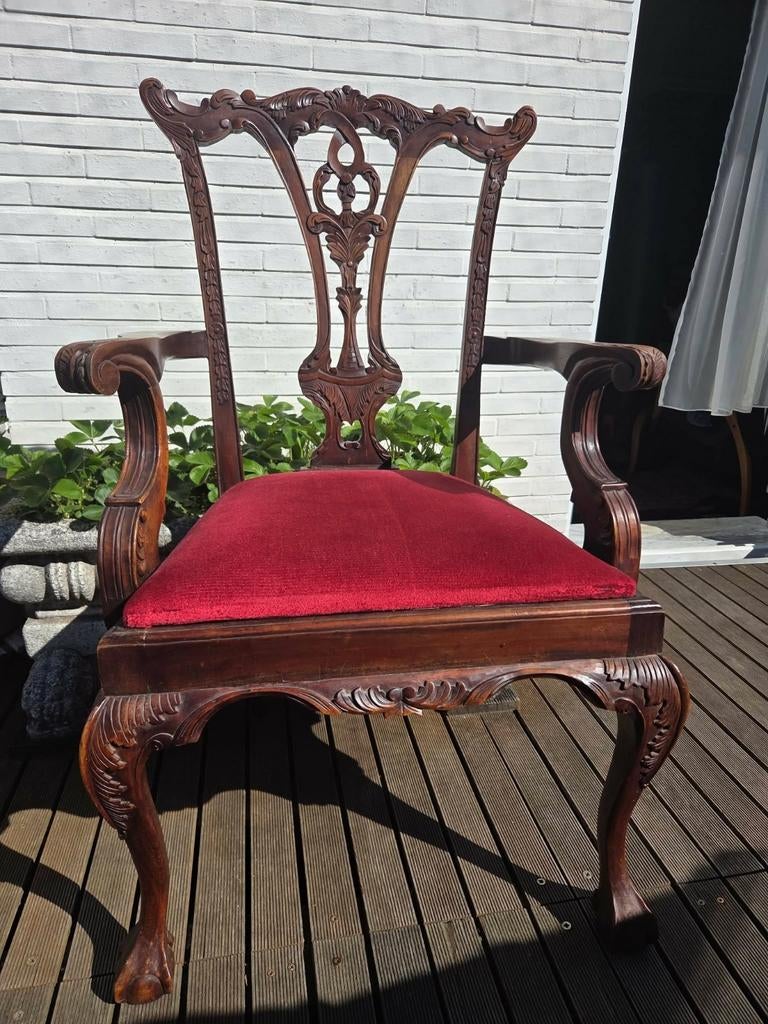 Fauteuil ancien en acajou de style Chippendale — Sculpté à l, Antiquités & Art, Antiquités | Meubles | Chaises & Canapés, Enlèvement